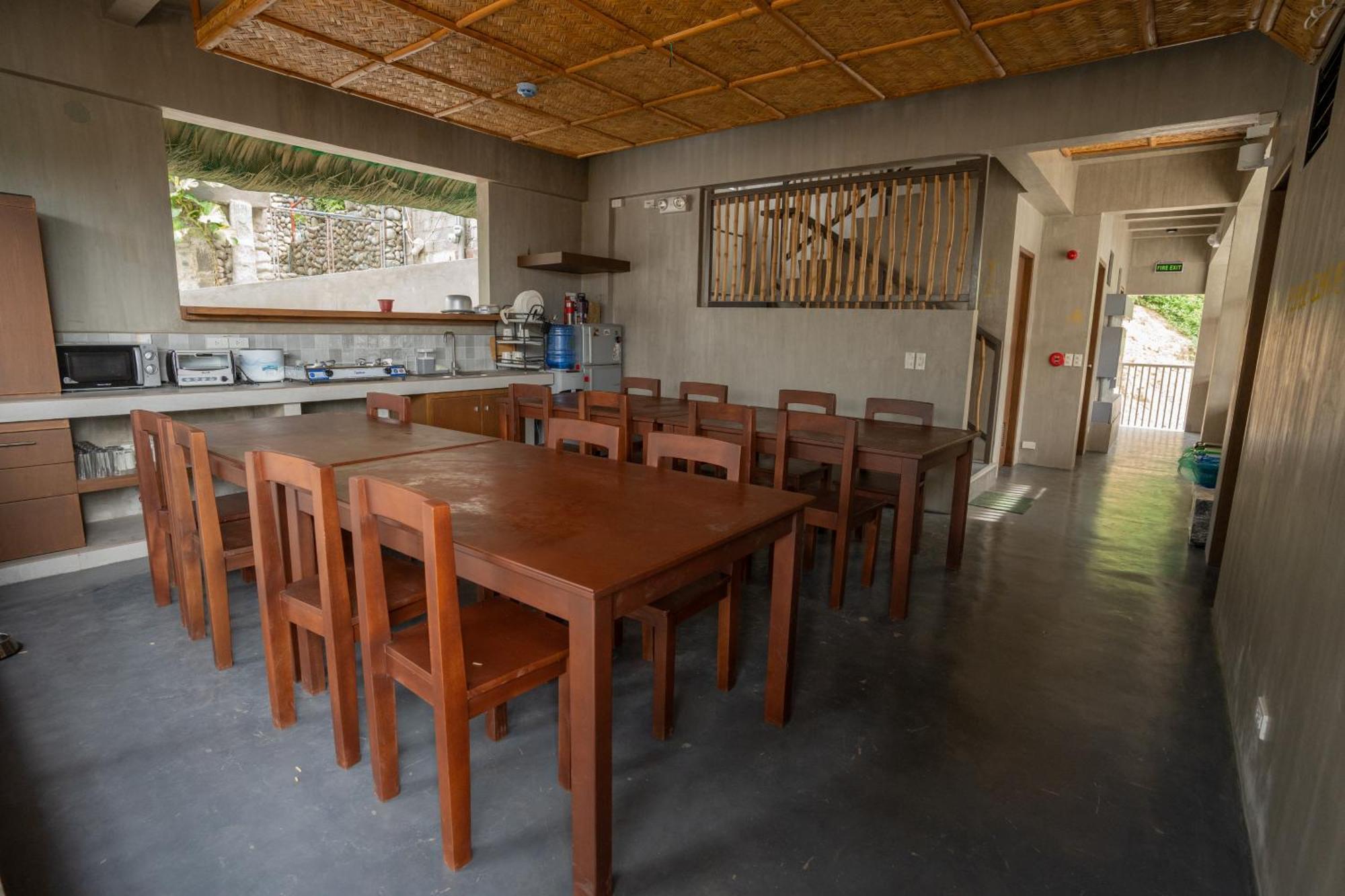 The Circle Hostel, La Union San Fernando City  Bagian luar foto